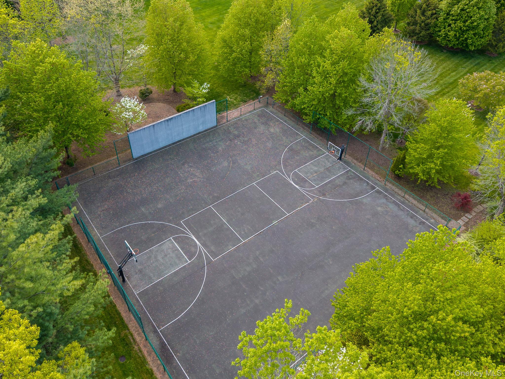 1 Applewood Estate Property Photo 42