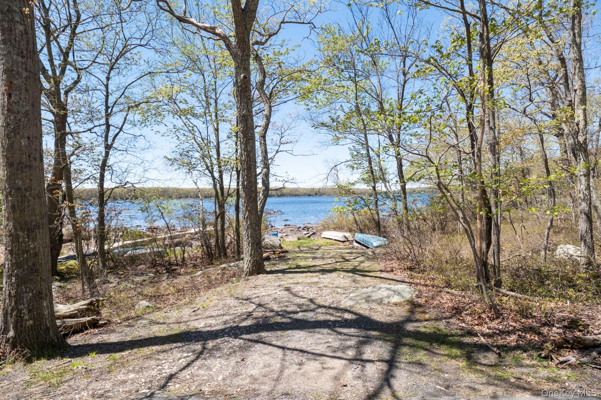 Canal Road Property Photo 9