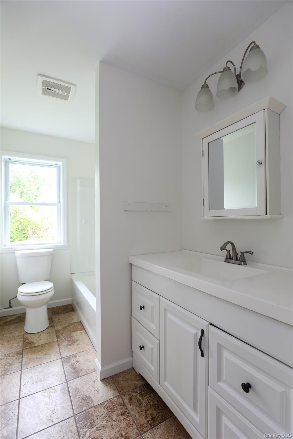 22 Apple Street Property Photo 20