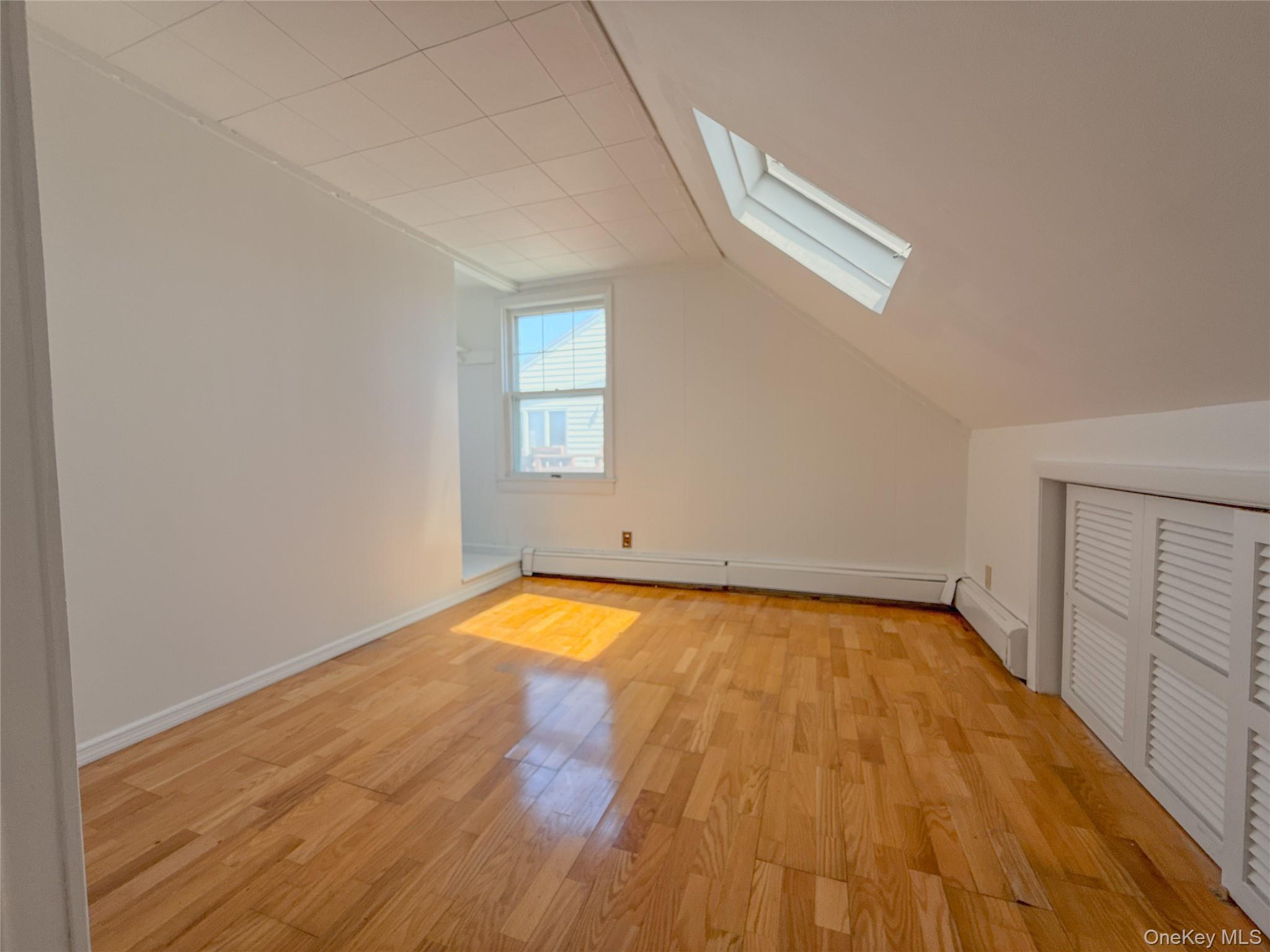 23 Garden City Avenue Property Photo 8