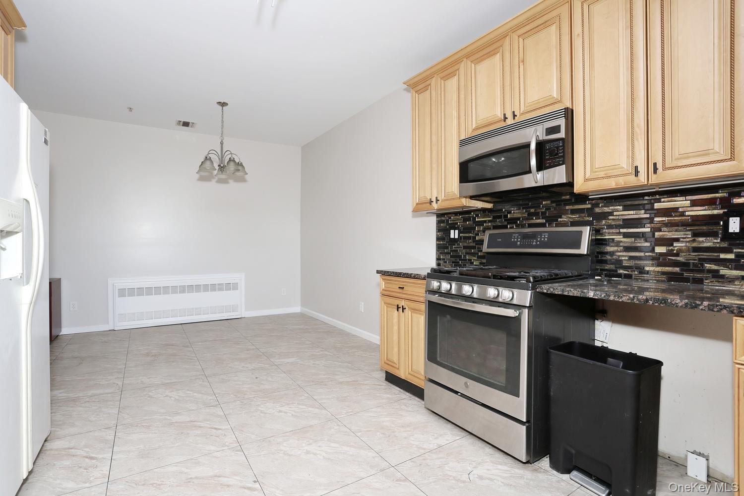 1302 Parkview Drive Property Photo 8