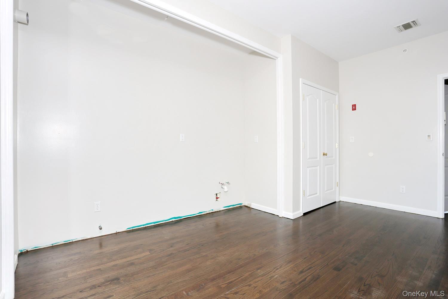 1302 Parkview Drive Property Photo 12