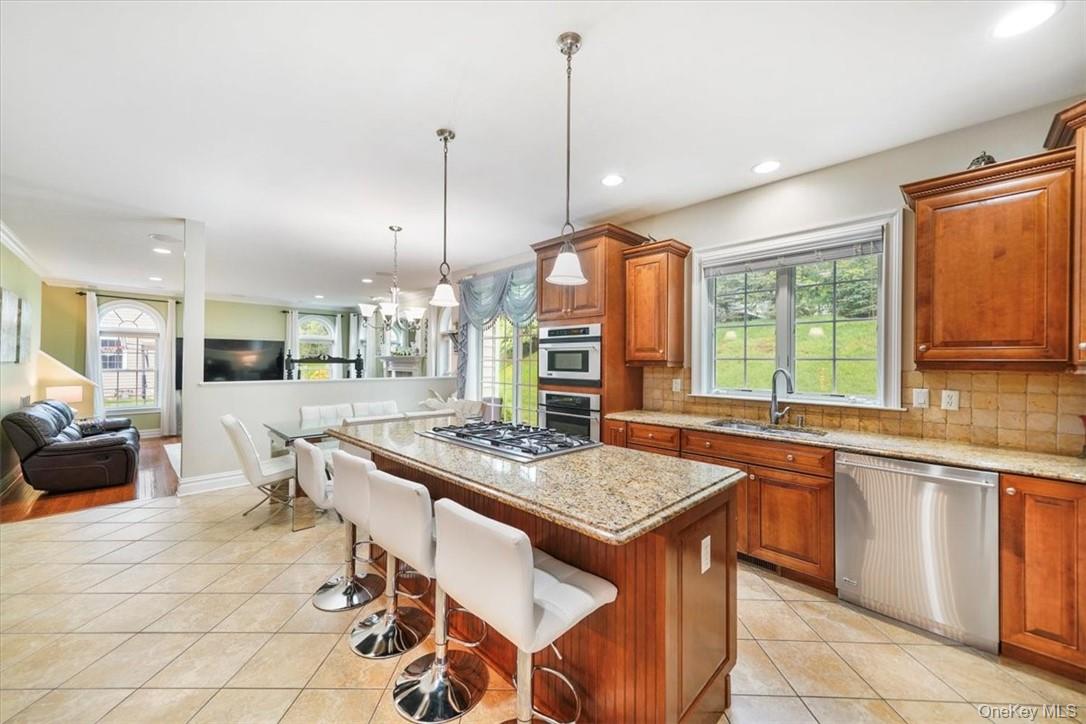 27 Deangelis Drive Property Photo 8