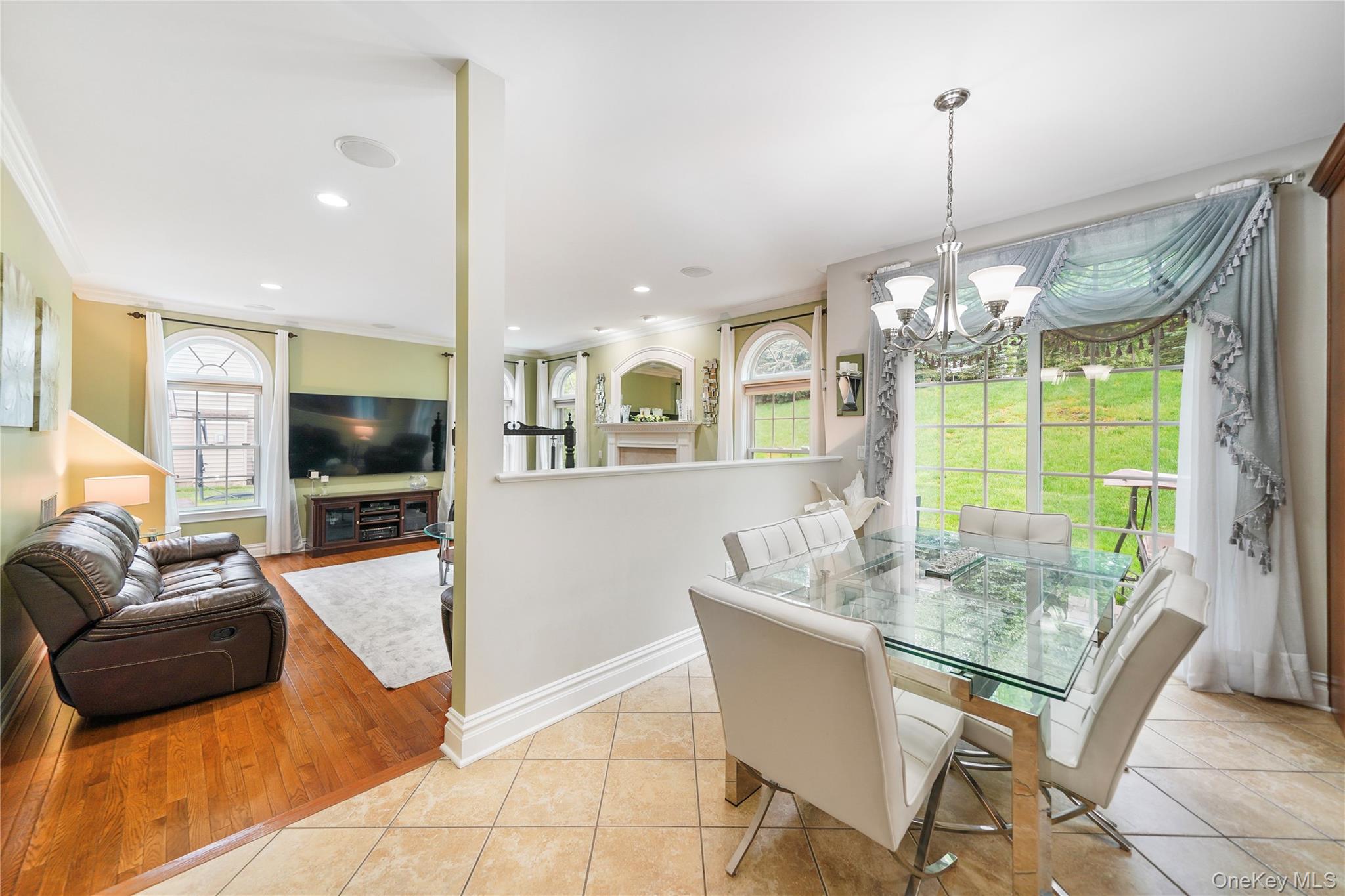27 Deangelis Drive Property Photo 10
