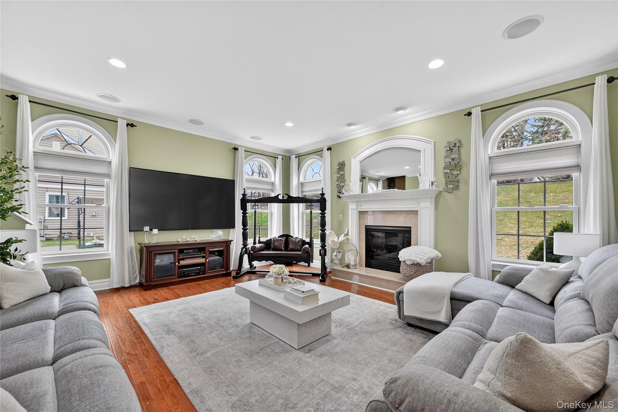 27 Deangelis Drive Property Photo 18