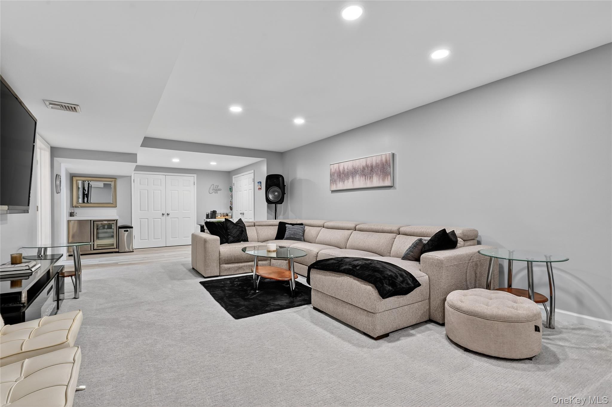 27 Deangelis Drive Property Photo 33