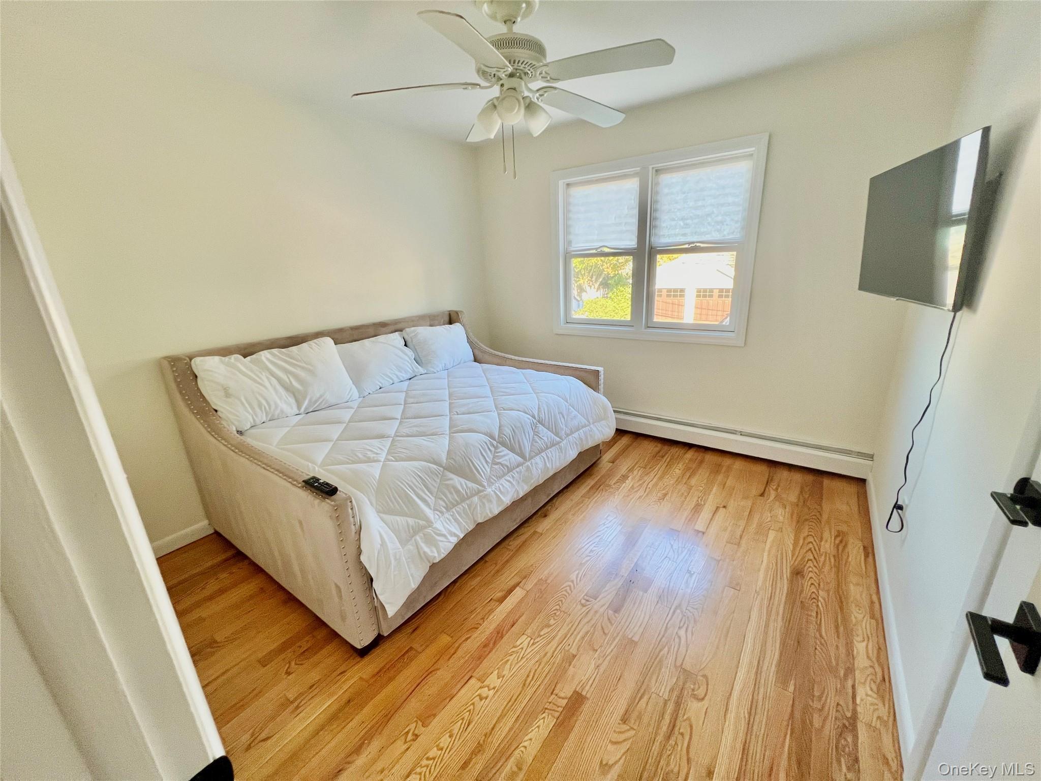 2 Biarritz Street Property Photo 10