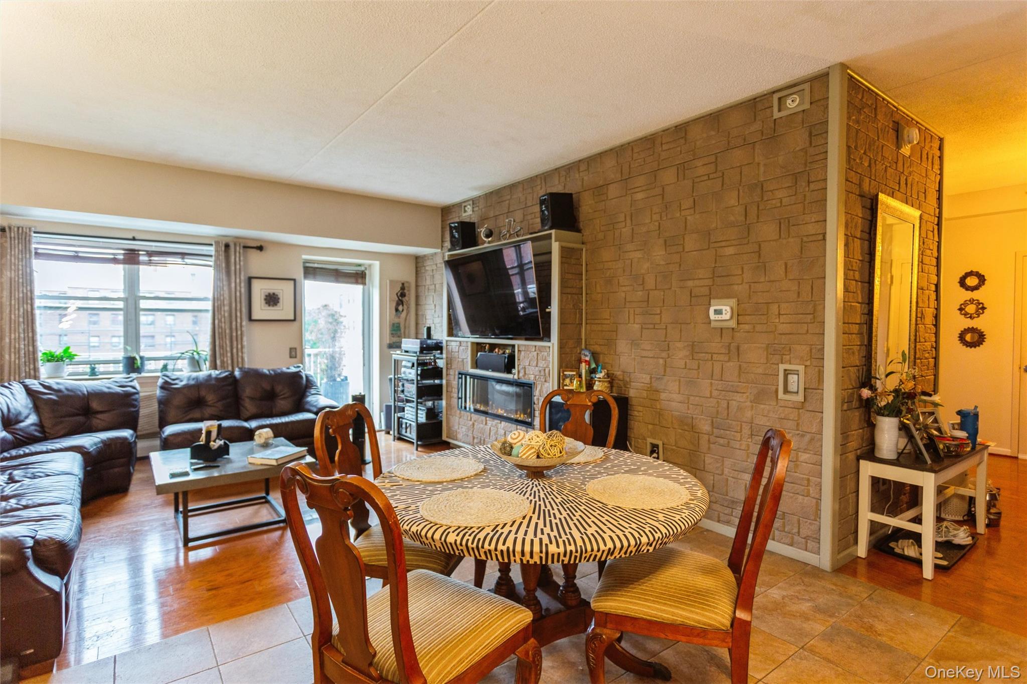 260 Beach 81st Street 6h Property Photo 3