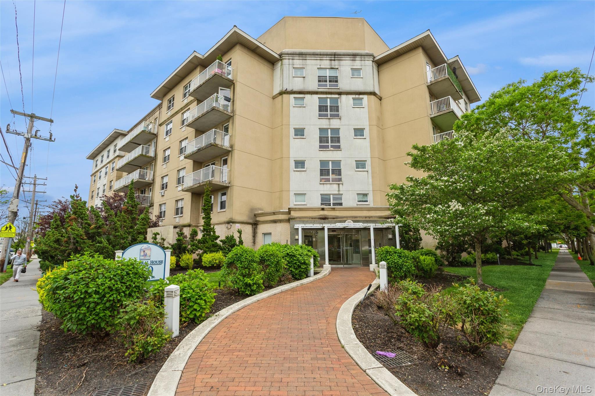 260 Beach 81st Street 6h Property Photo 14
