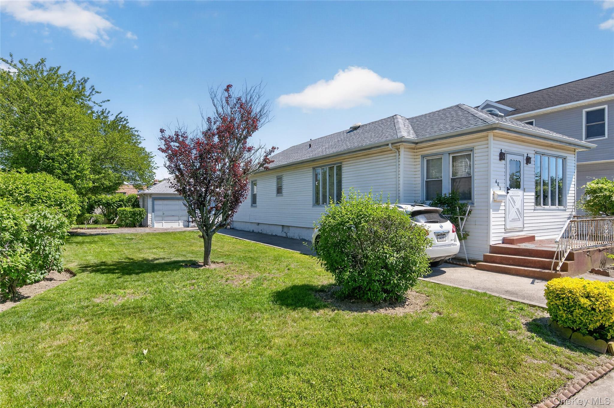 463 E Market Street Property Photo 19