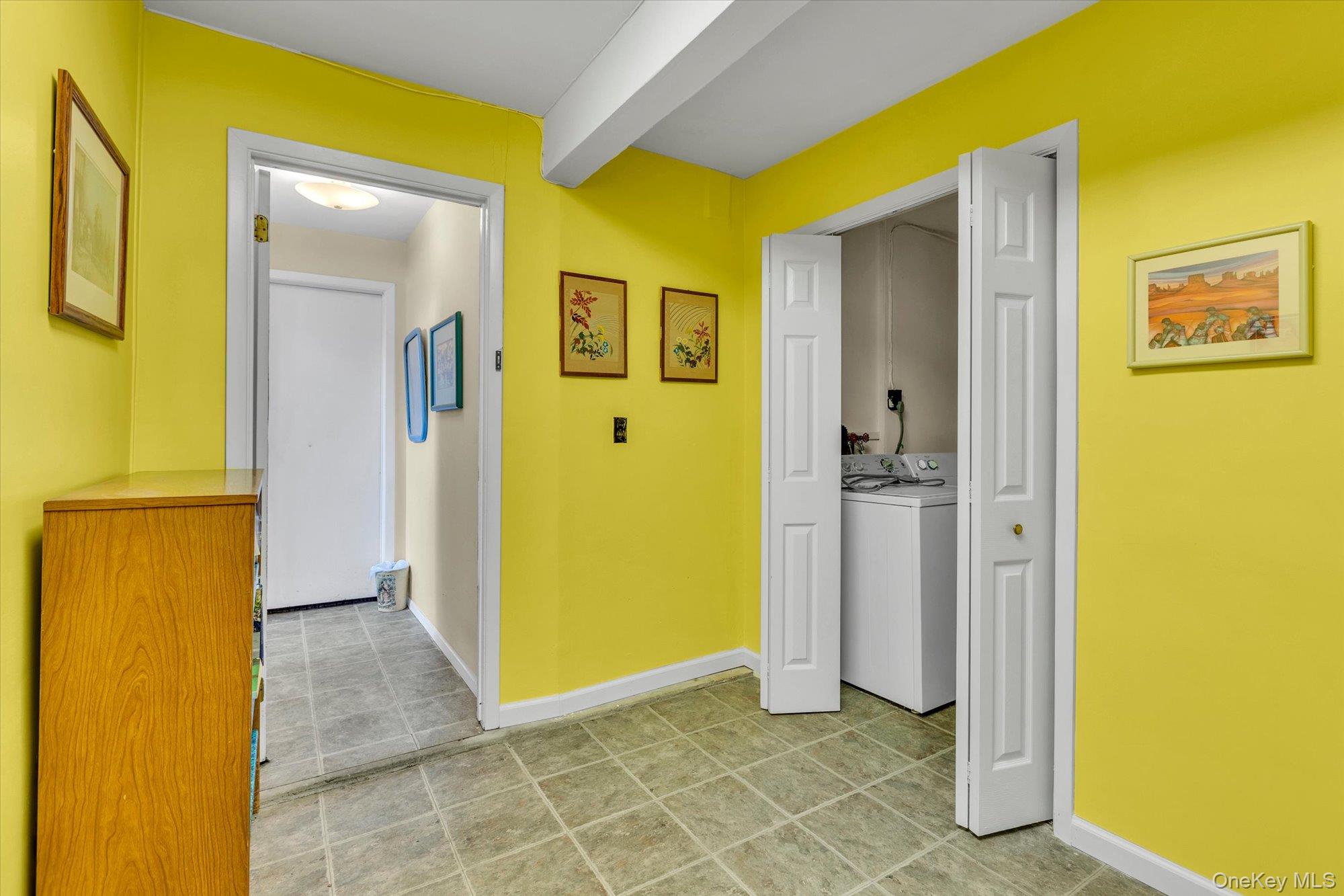 261 W Pulaski Road Property Photo 19