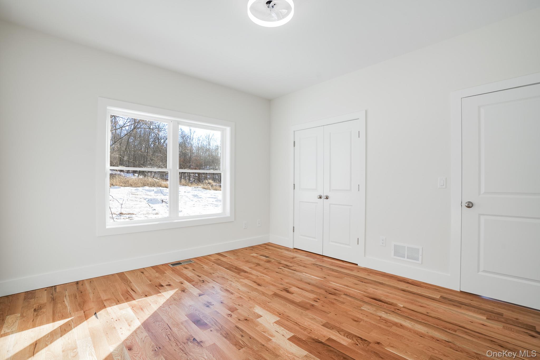6 Roundhill Road Property Photo 16