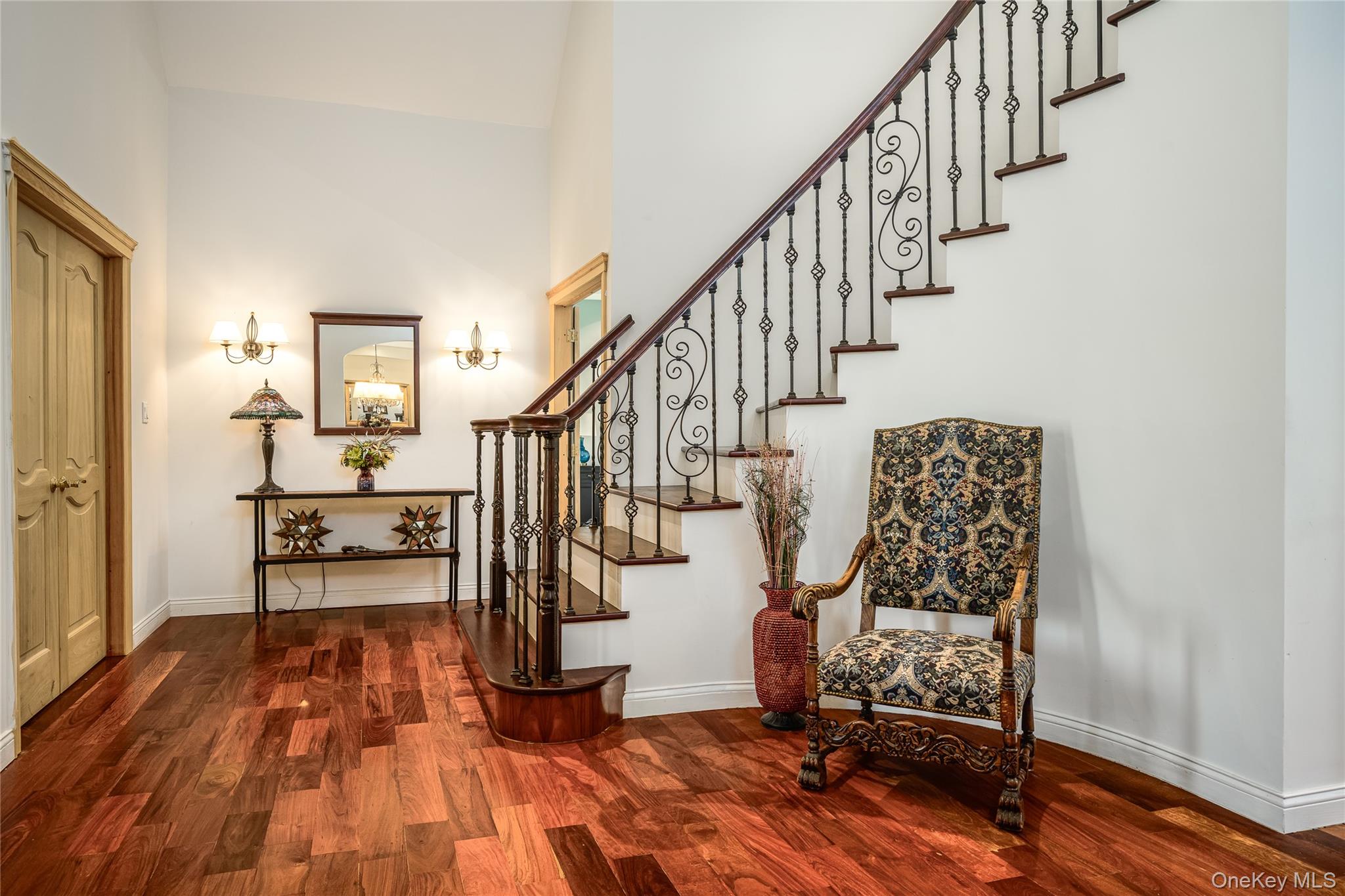 110 Hillside Avenue Property Photo 9
