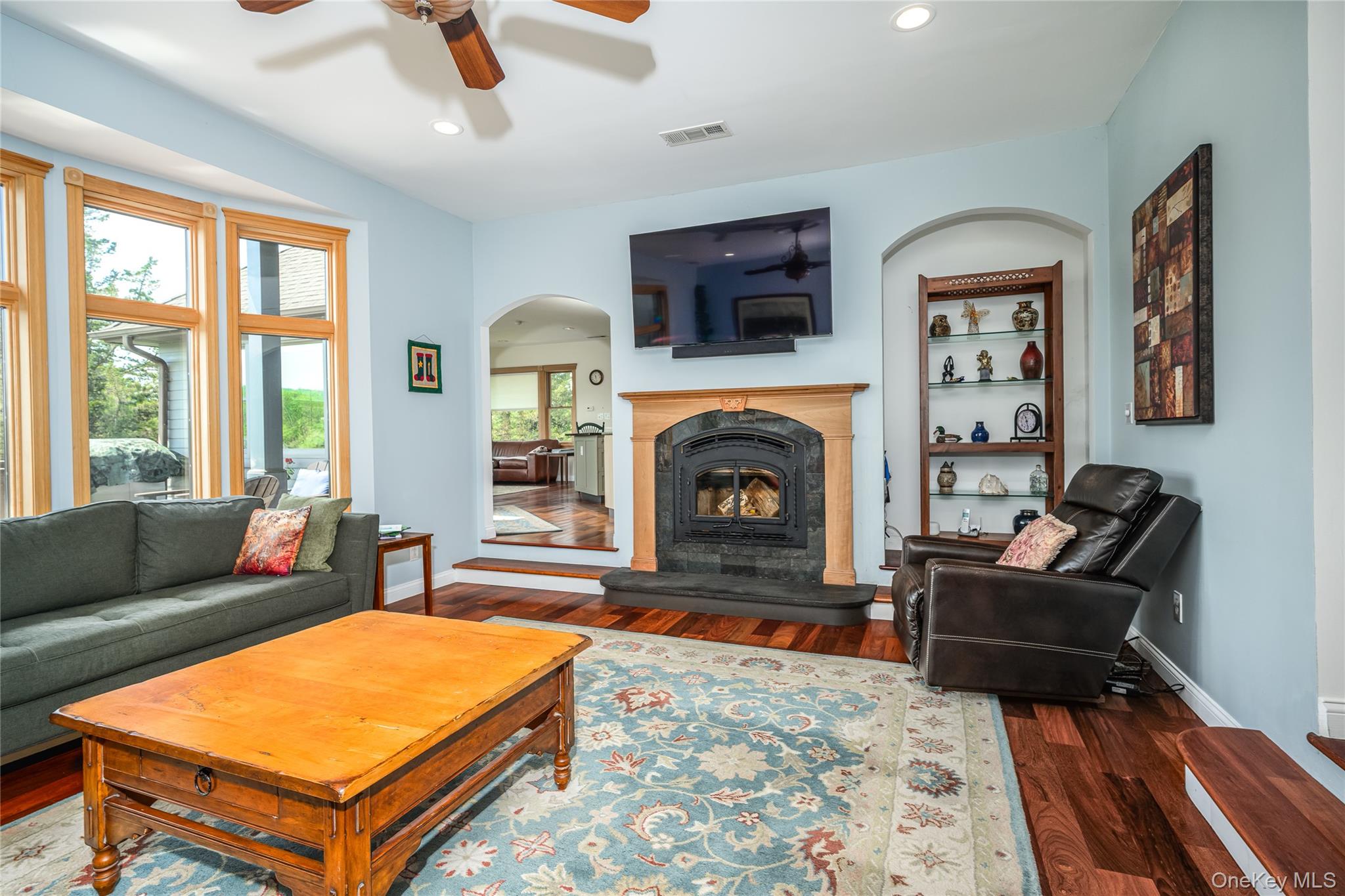 110 Hillside Avenue Property Photo 11