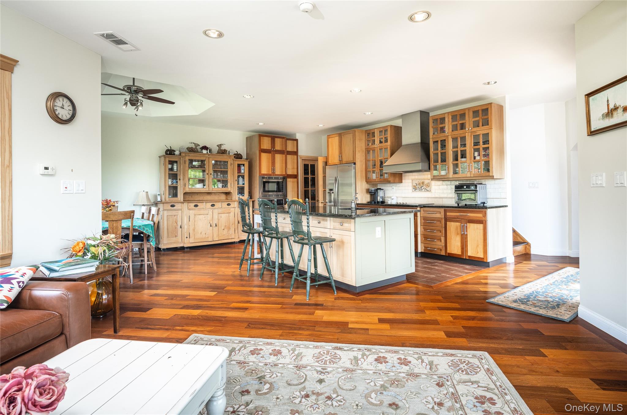 110 Hillside Avenue Property Photo 15