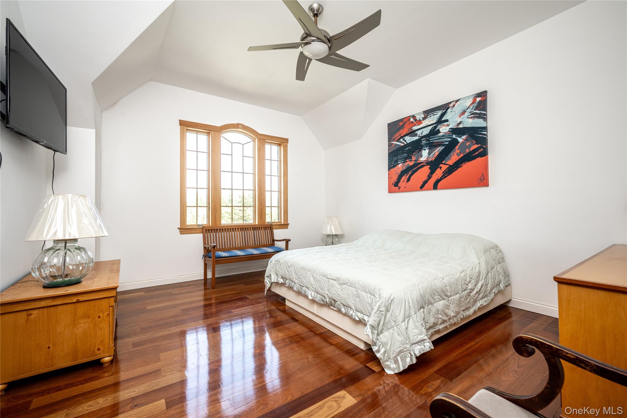 110 Hillside Avenue Property Photo 28