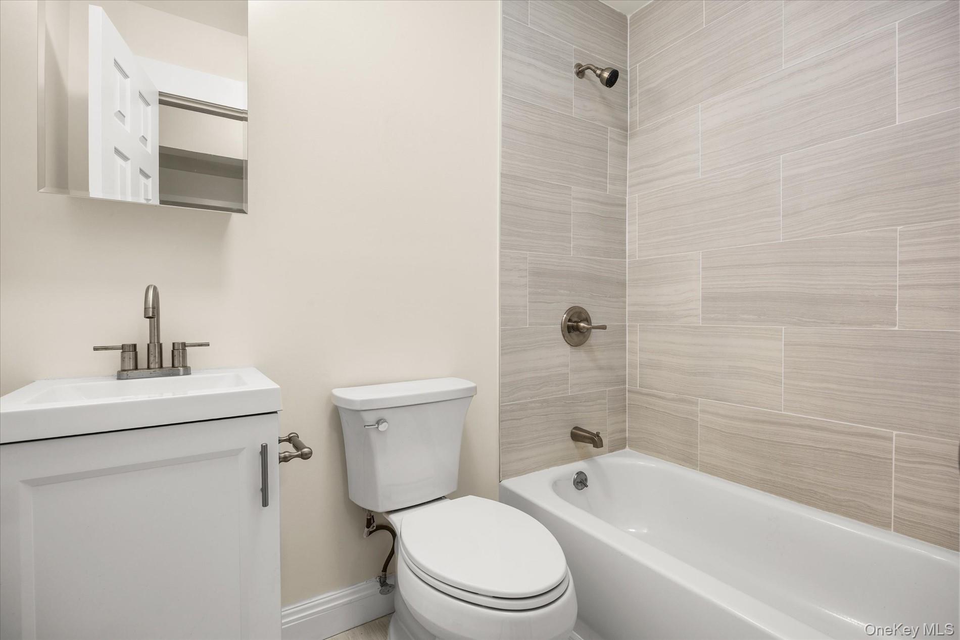 9547 115th Street Property Photo 17