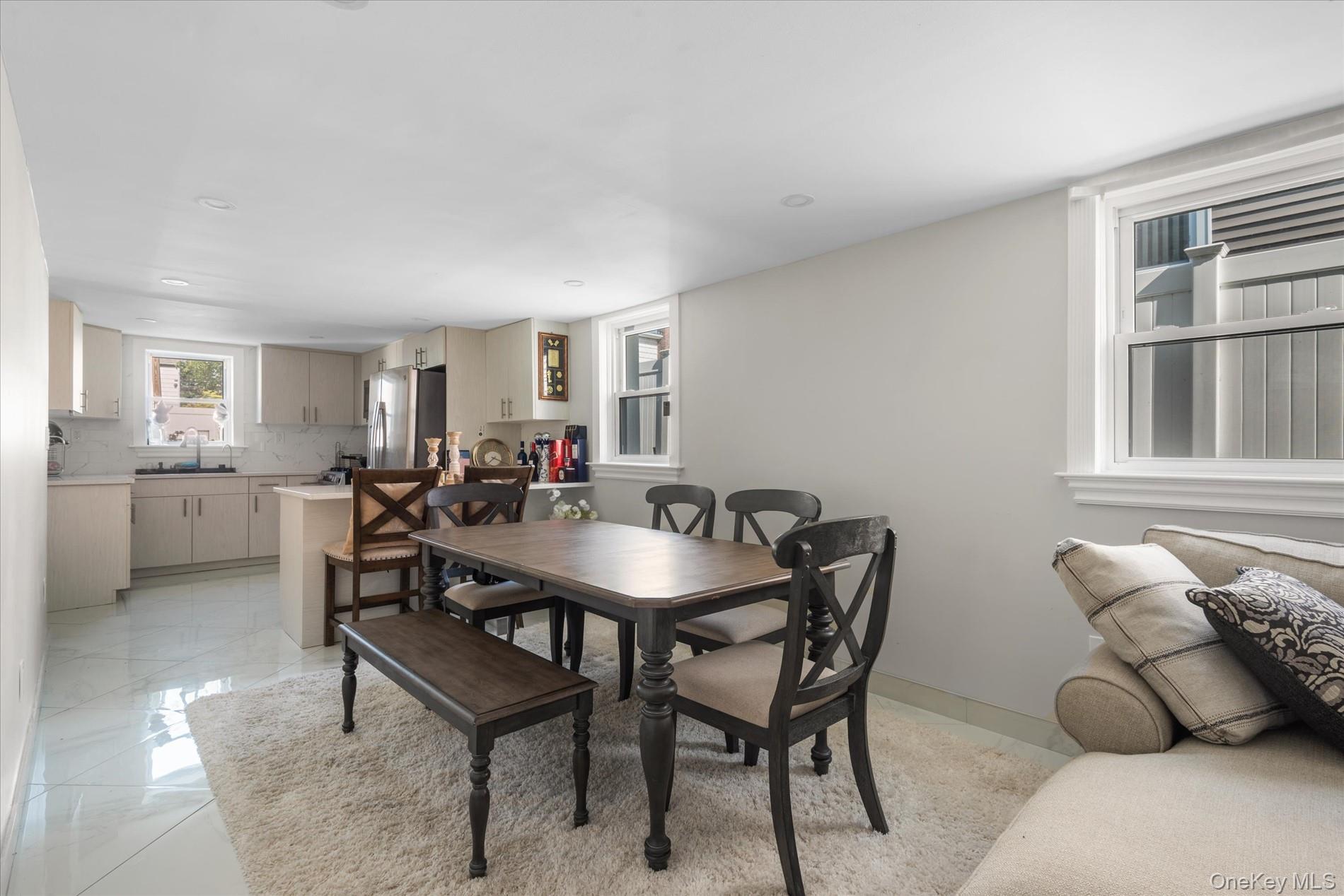 161-28 98th Street Property Photo 5