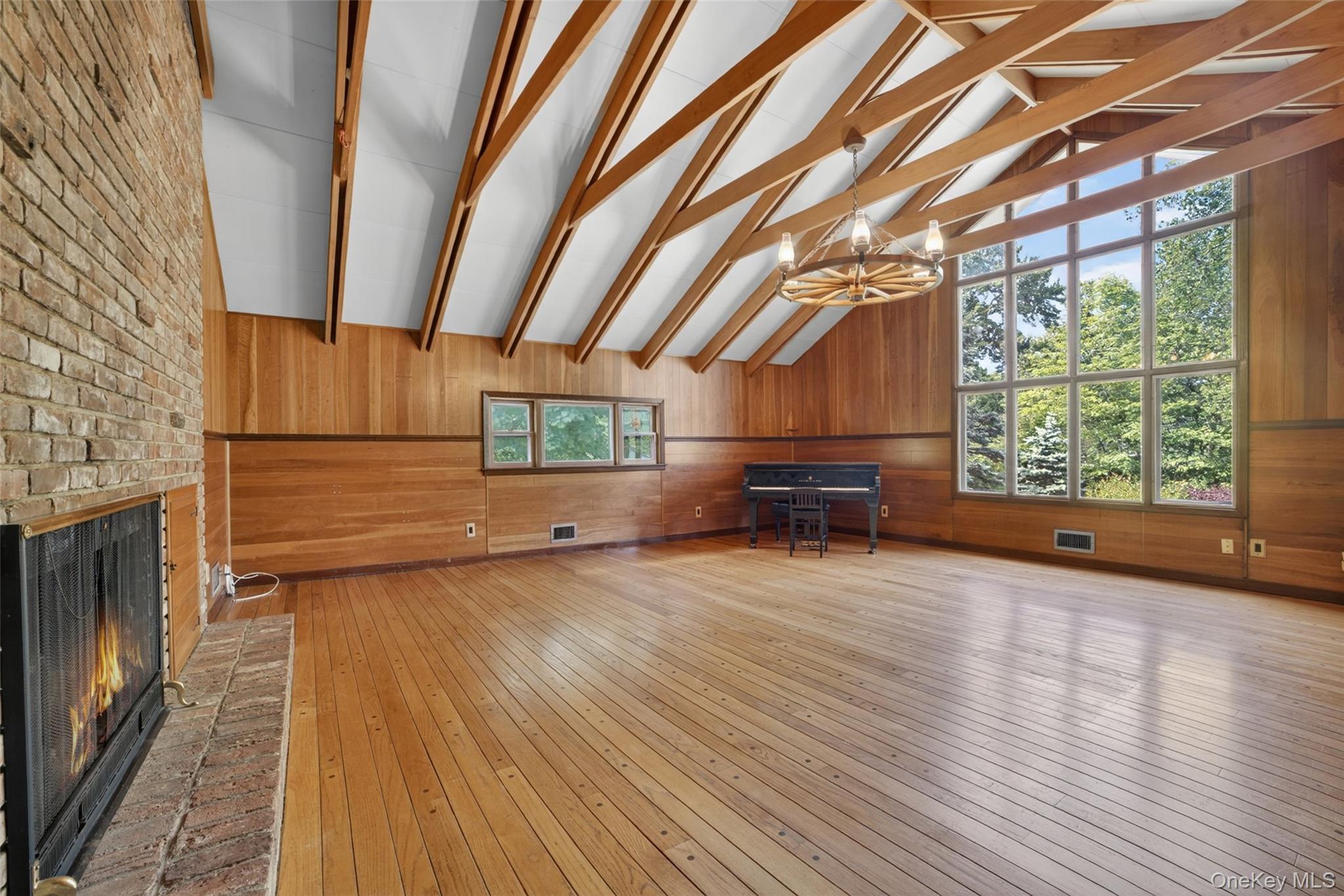 205 Soundview Avenue Property Photo 19