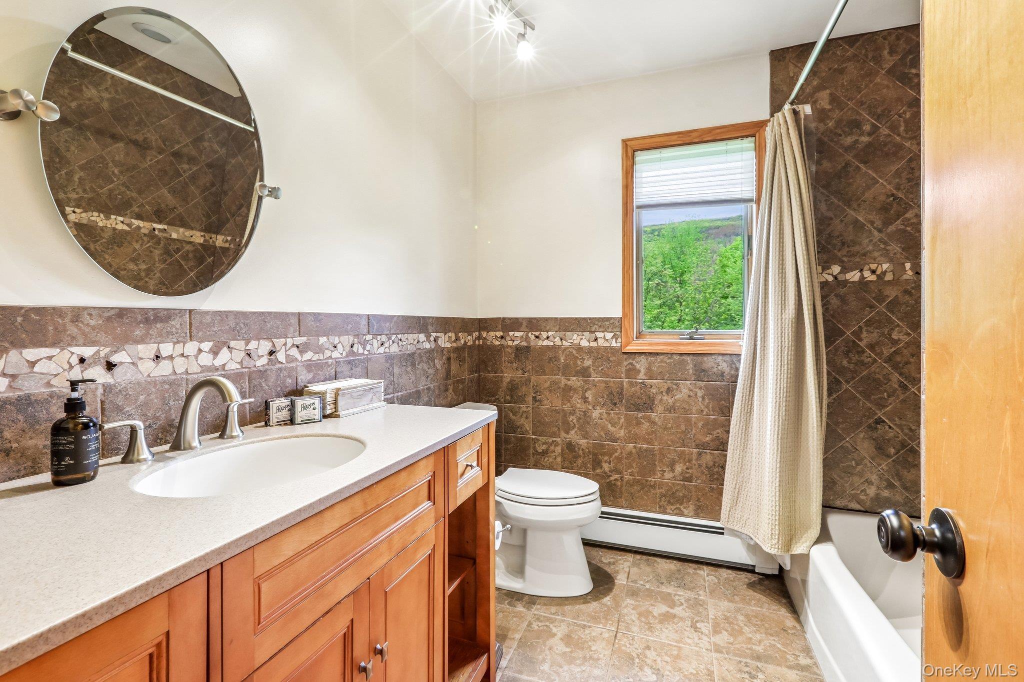 109 Woodbury Road Property Photo 33