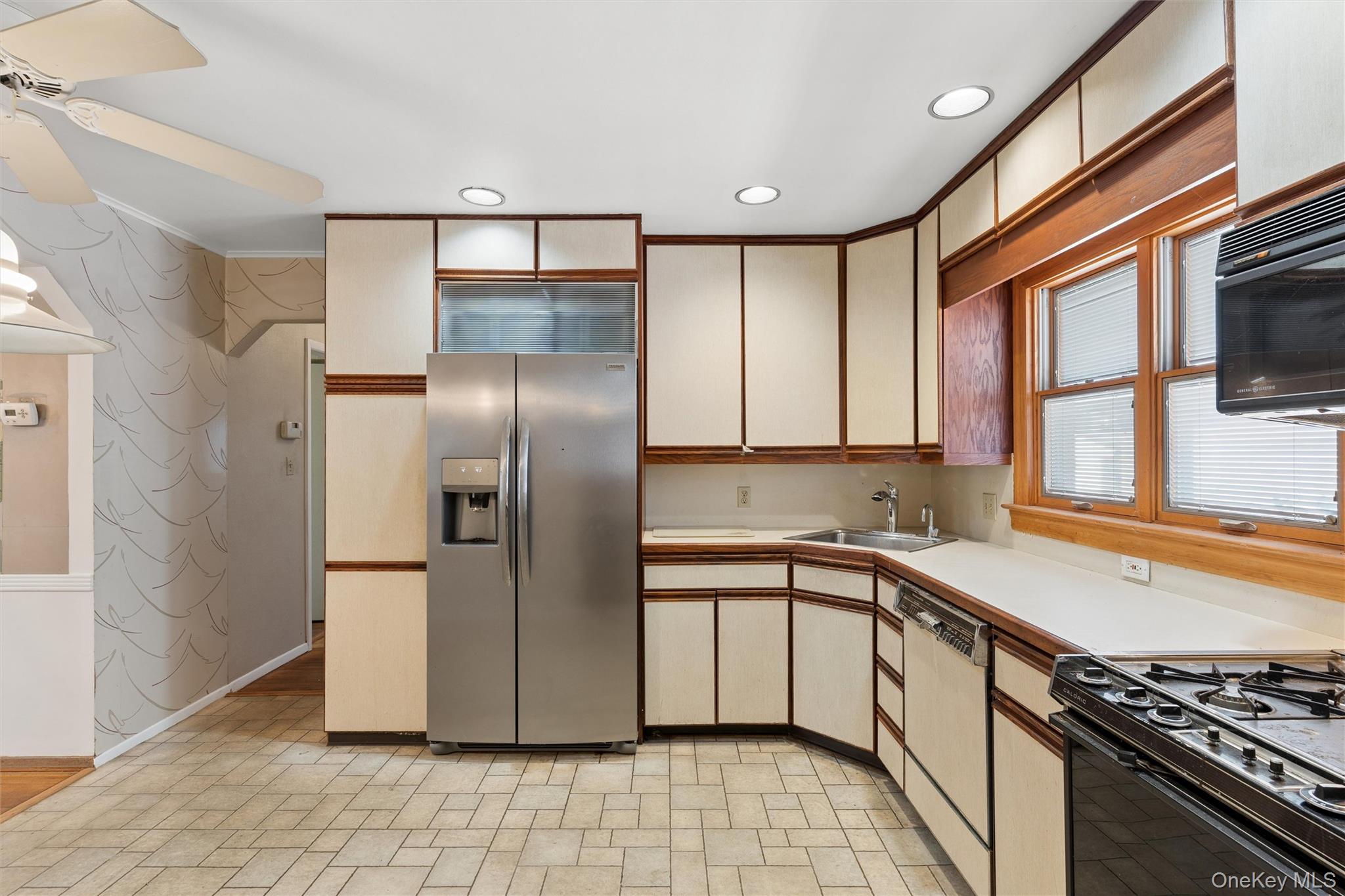15142 24th Avenue Property Photo 9
