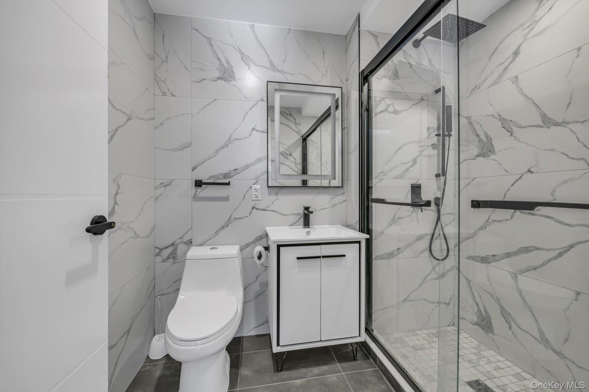 5540 97th Place 3a Property Photo 8