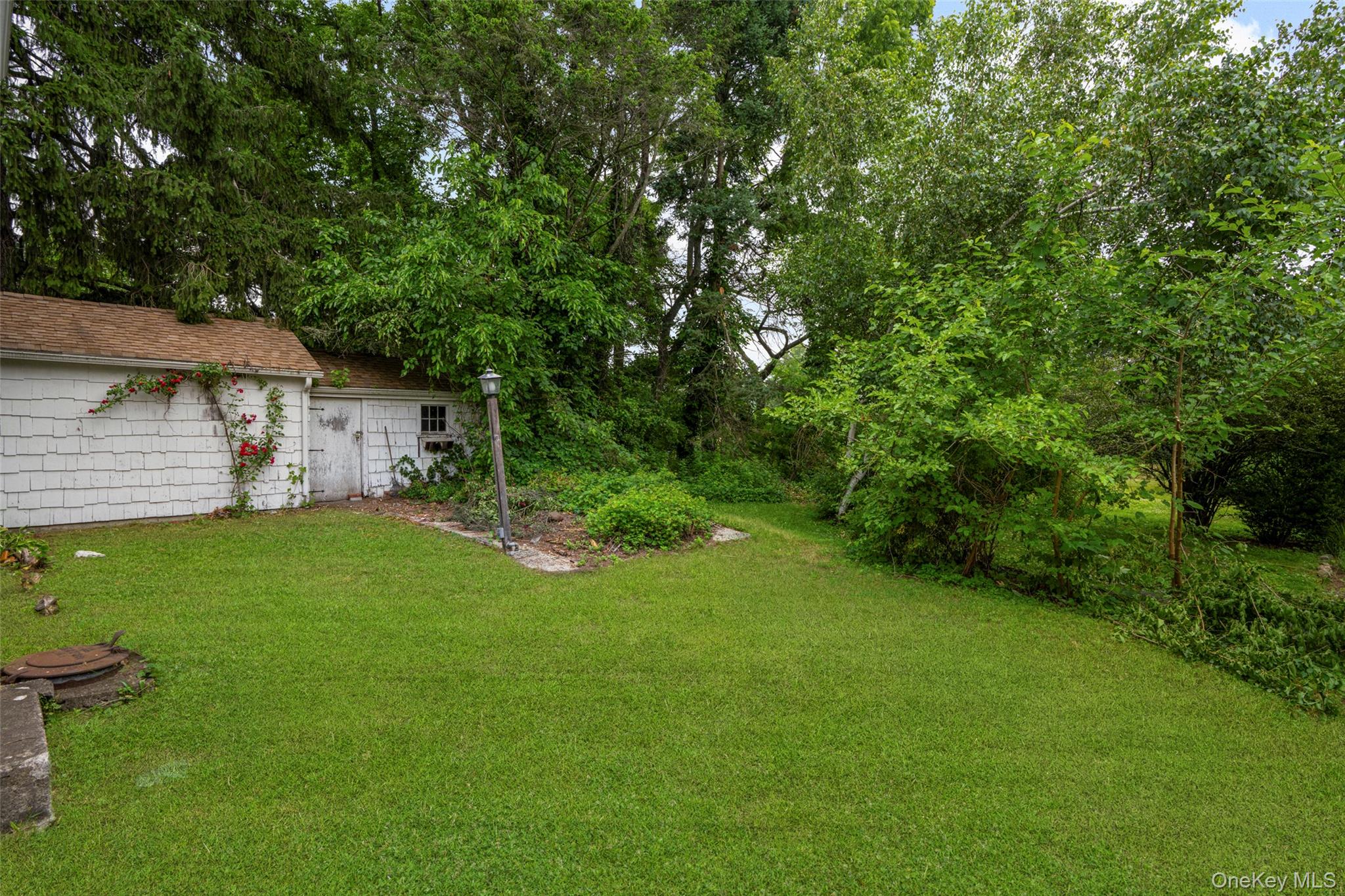 416 Rushmore Avenue Property Photo 17