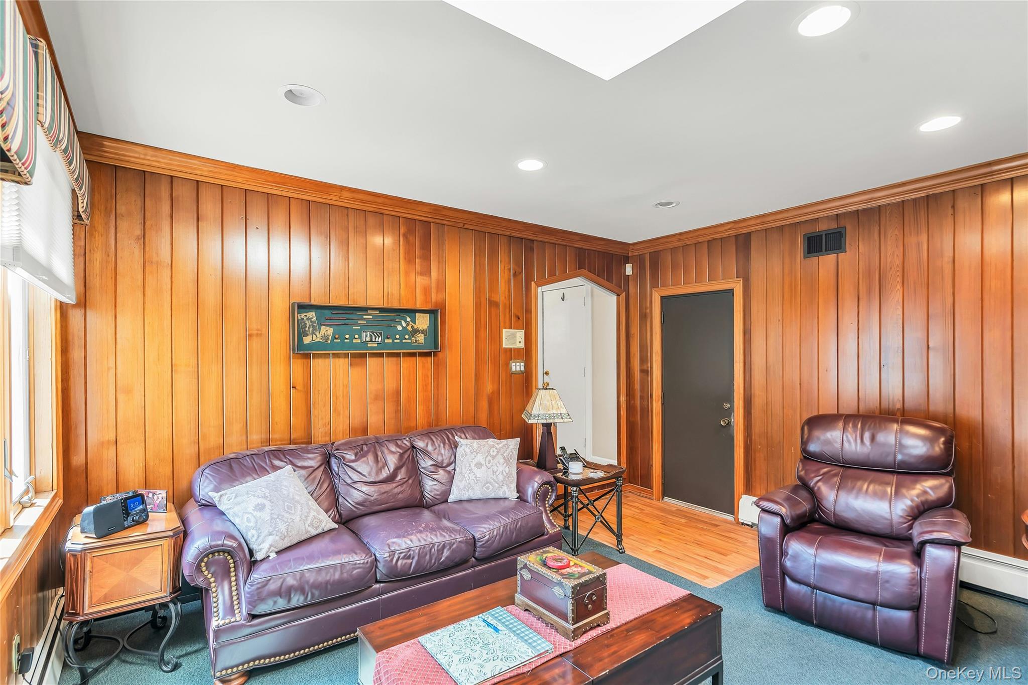 18 Ron Court Property Photo 14