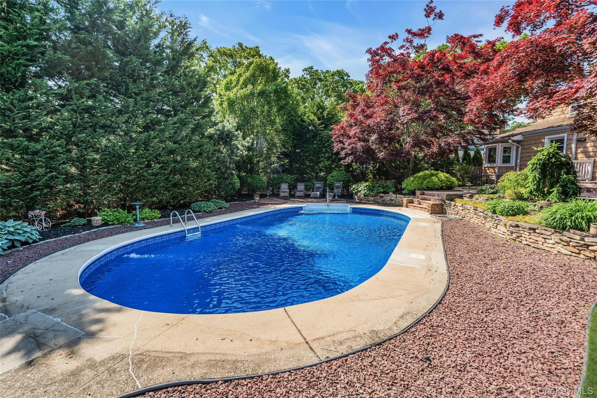 18 Ron Court Property Photo 31