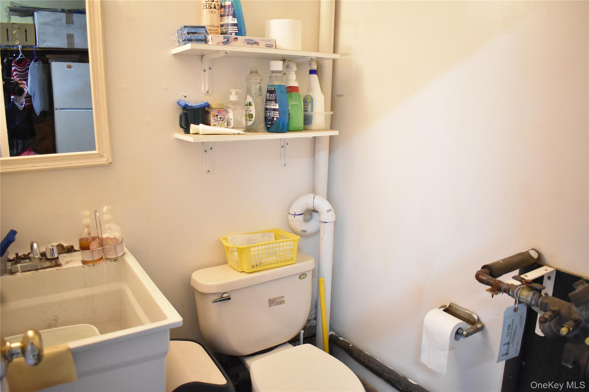 231 Middle Country Road Property Photo 8