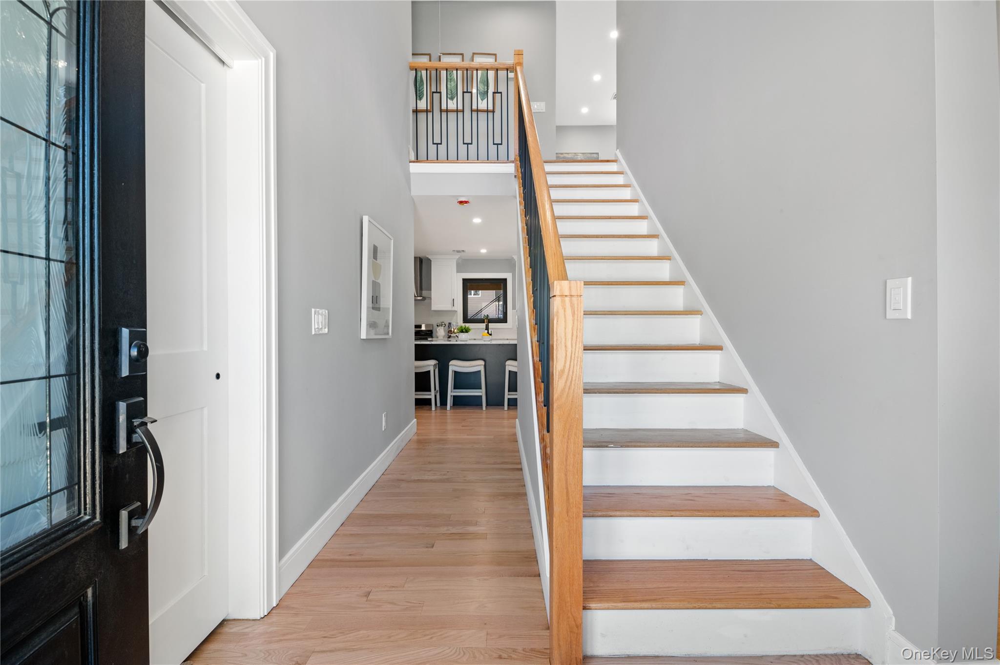 845 Islip Avenue Property Photo 2