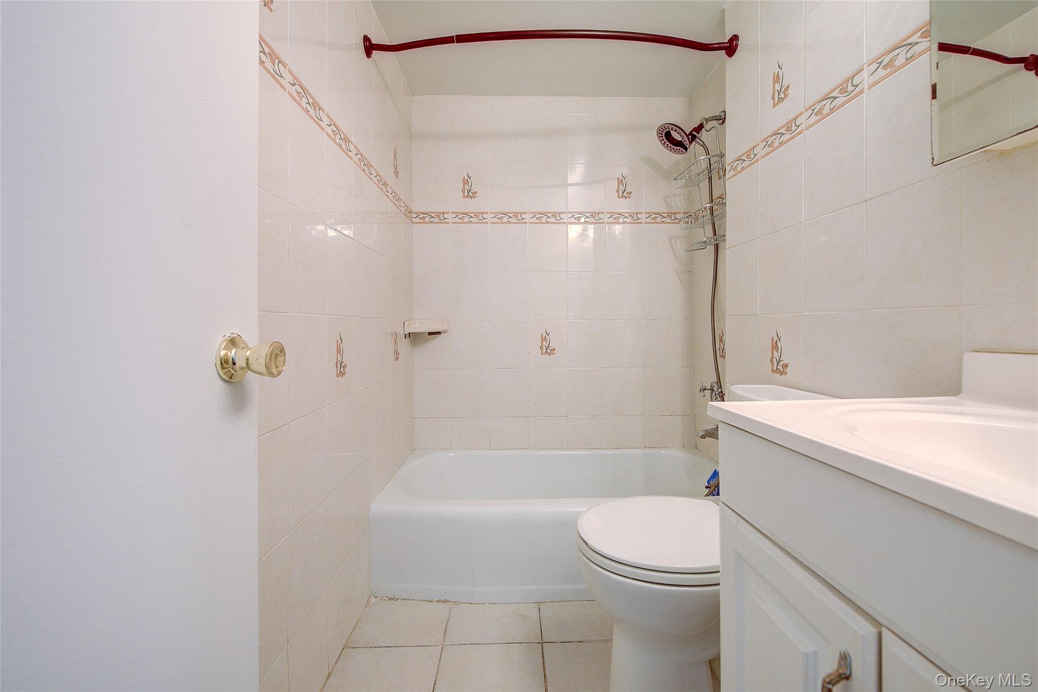 61-35 98th Street 14a Property Photo 10