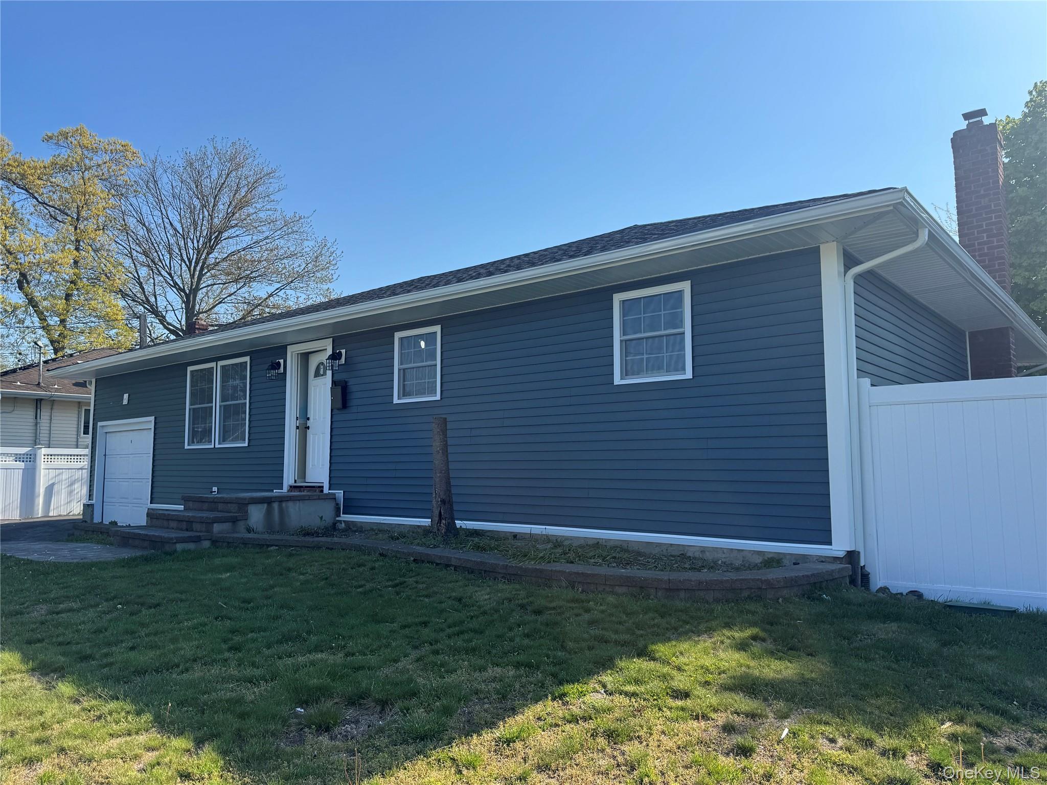 495 Dewitt Avenue Property Photo 1