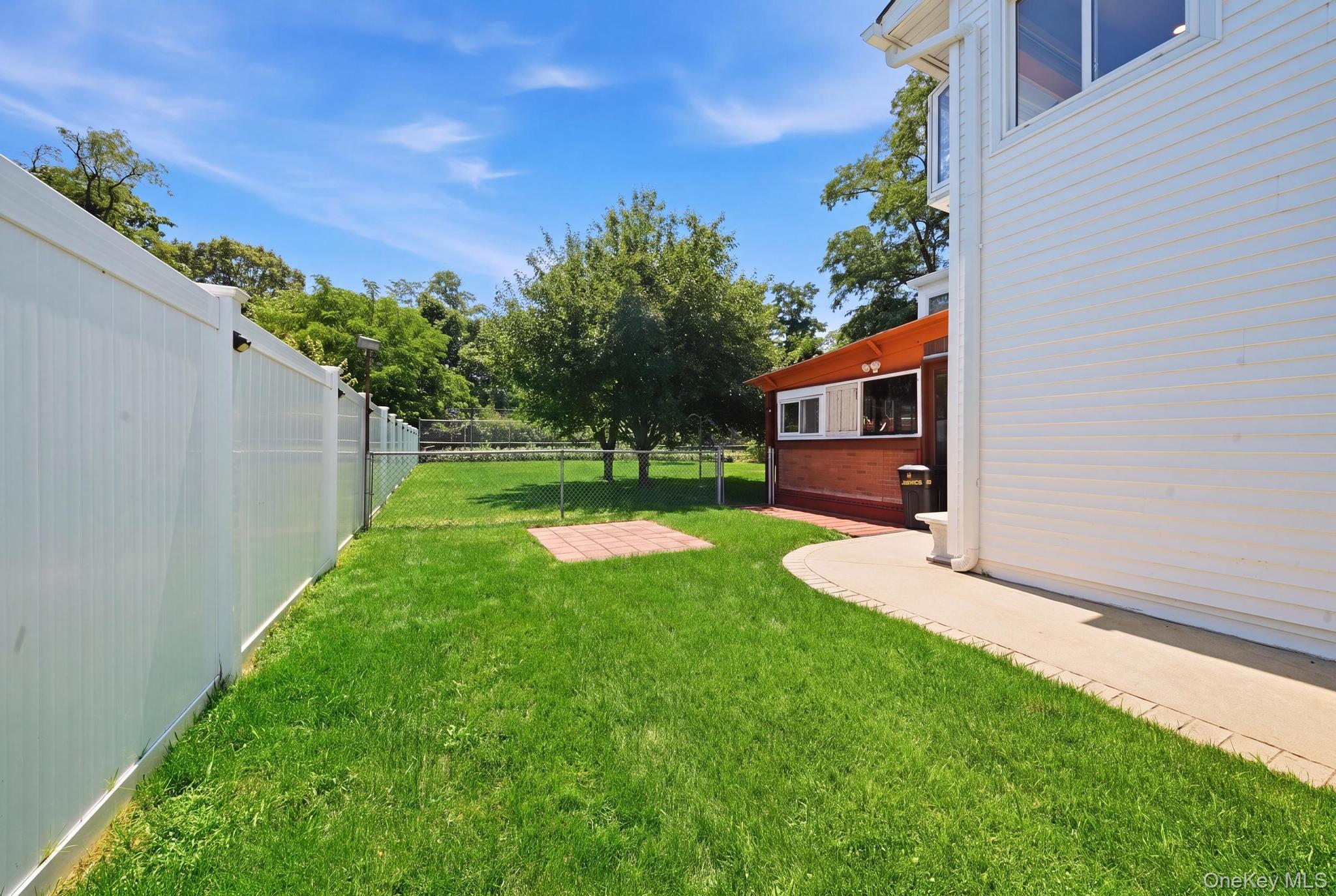 58 Oakridge Drive Property Photo 4