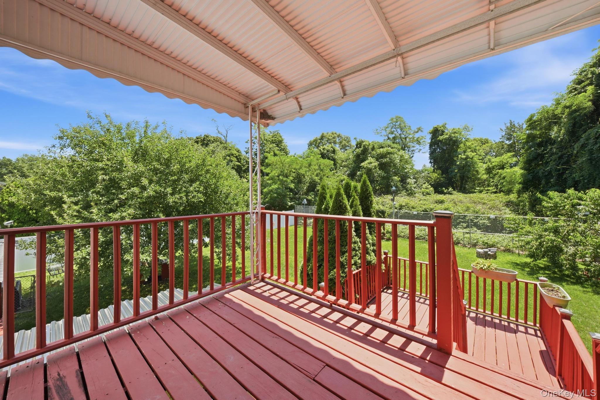 58 Oakridge Drive Property Photo 8