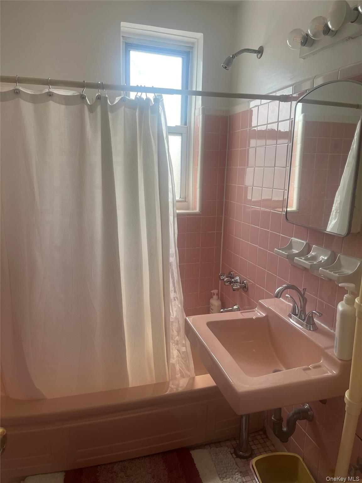 355 Bronx River Road 6i Property Photo 10
