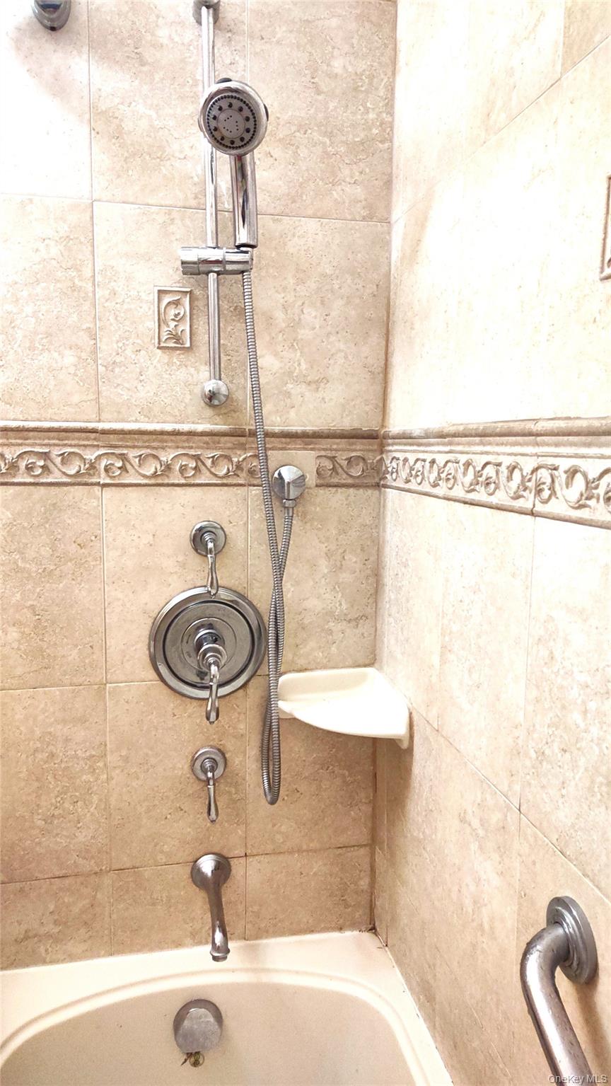 400 Cozine Avenue #1c Property Photo 12