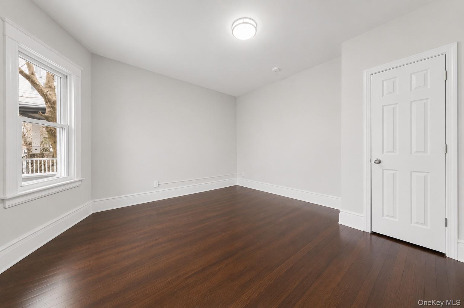 33 Manitou Avenue Property Photo 9