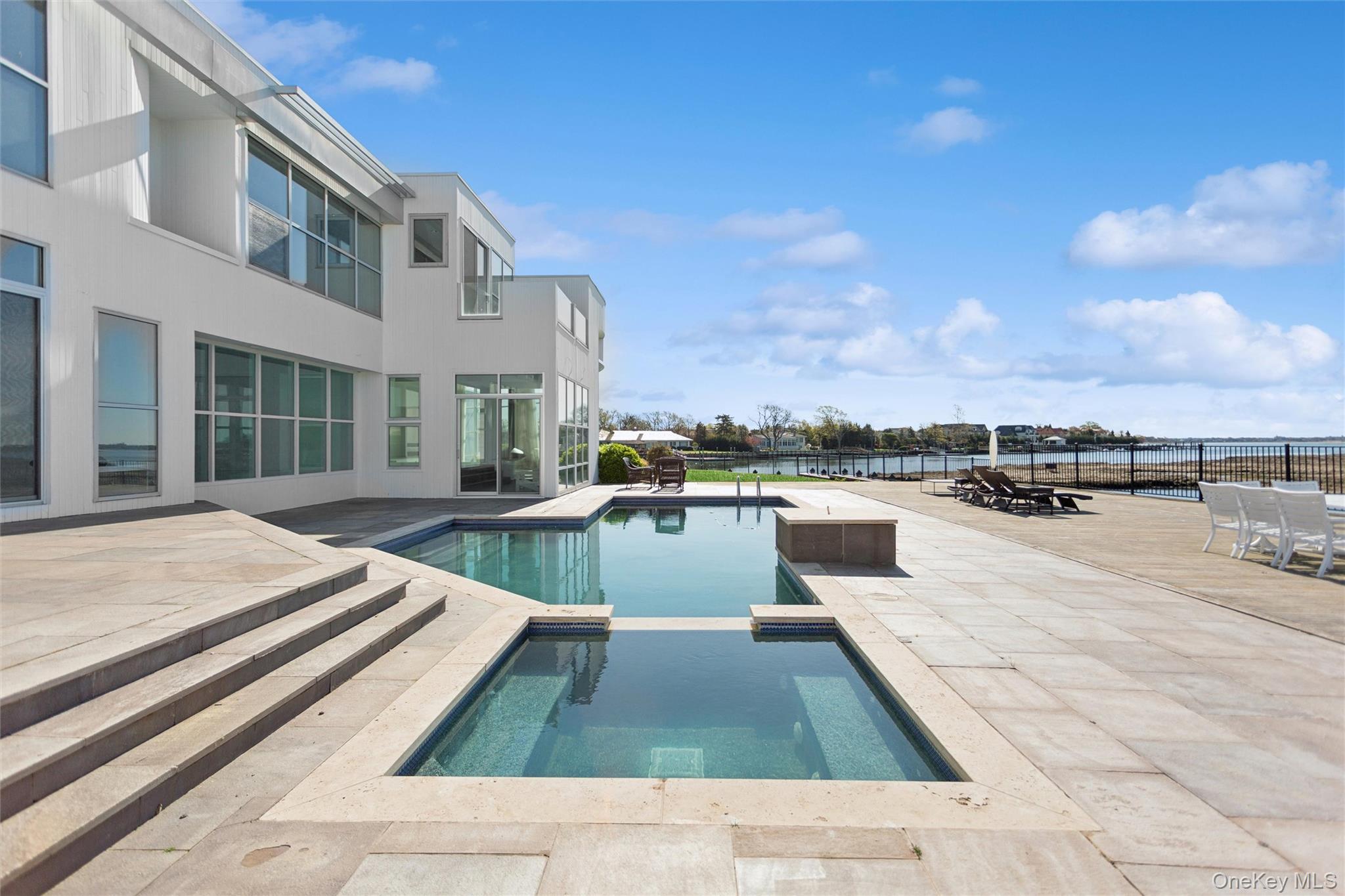 50 Heron Drive Property Photo 3