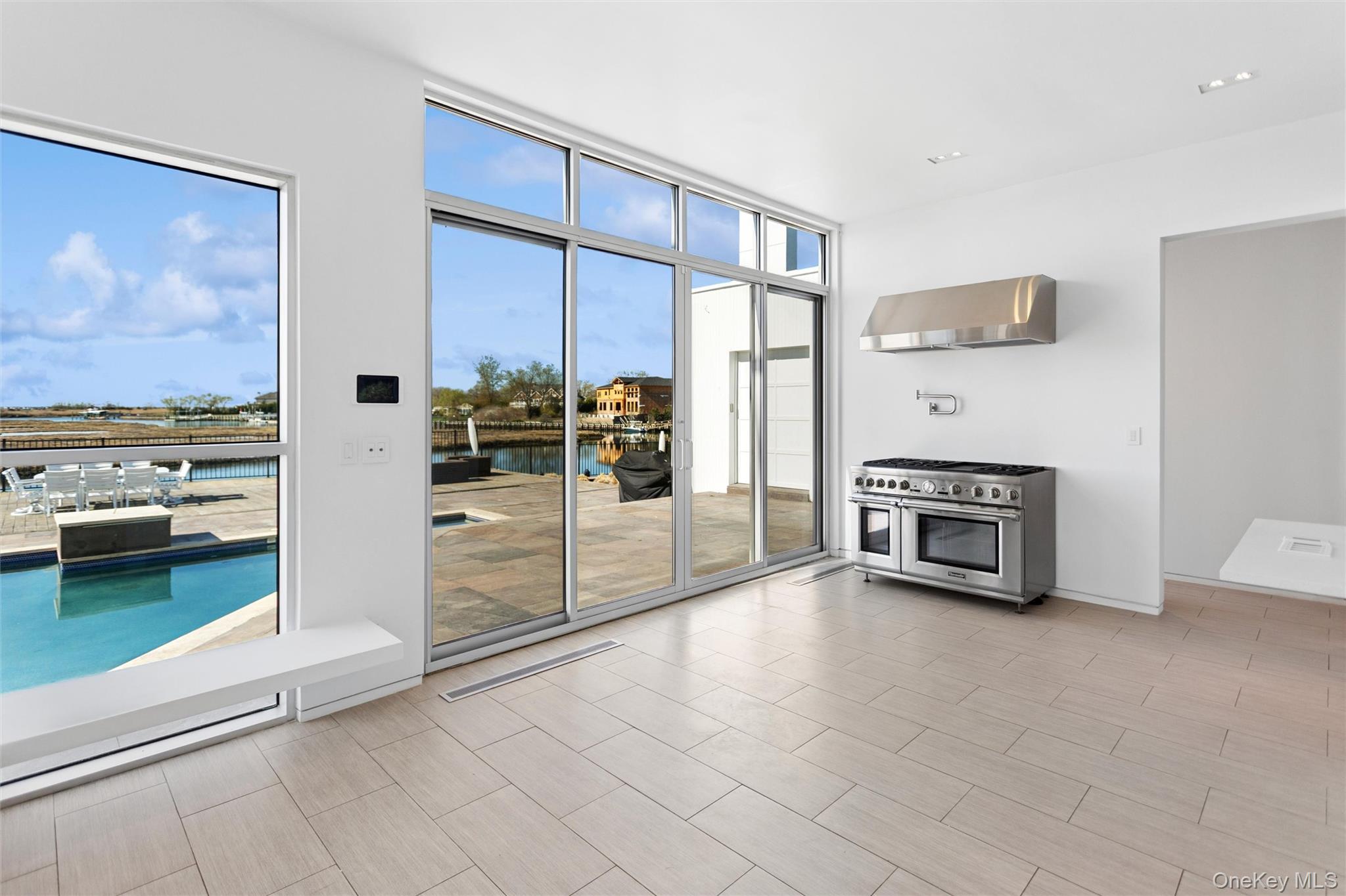 50 Heron Drive Property Photo 17