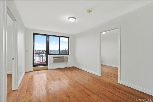70-26 Queens Boulevard 10e Property Photo 8