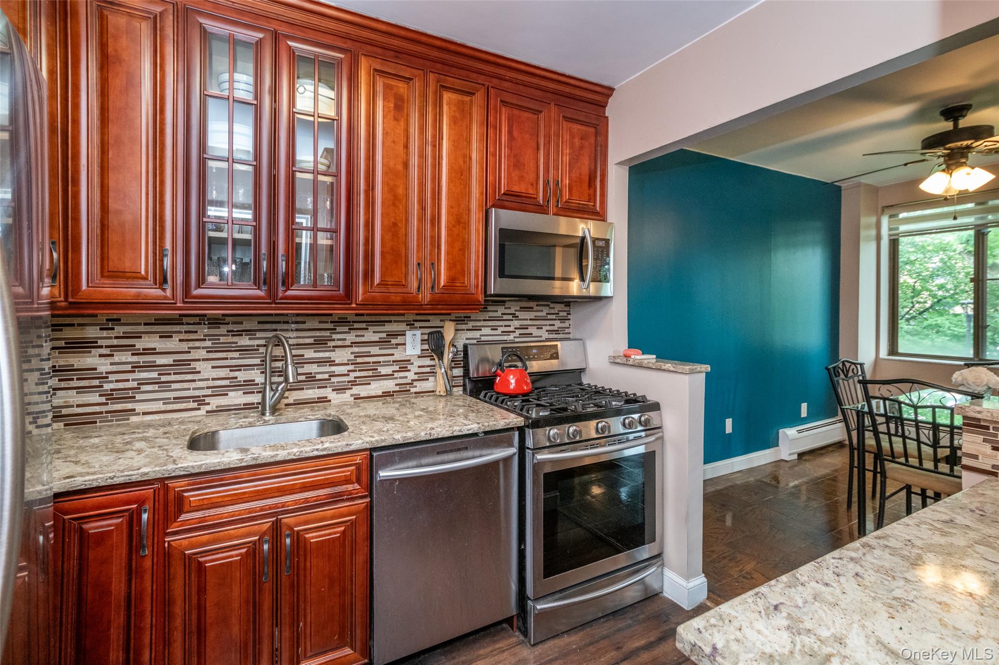 1101 Midland Avenue 210 Property Photo 6