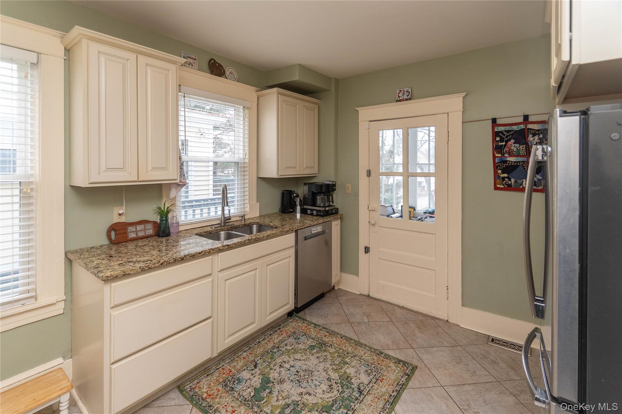 17 Streit Avenue Property Photo 6