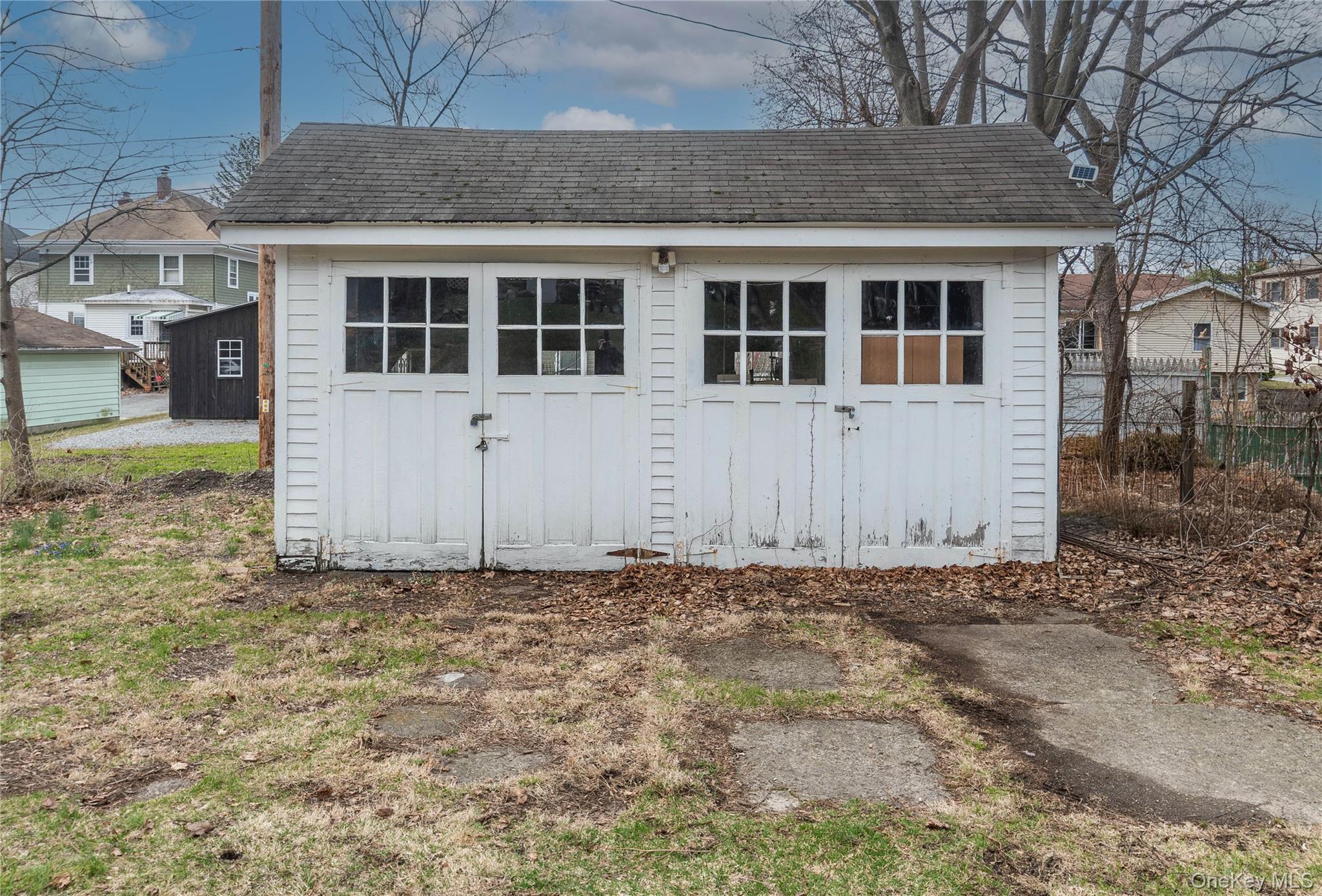 17 Streit Avenue Property Photo 31
