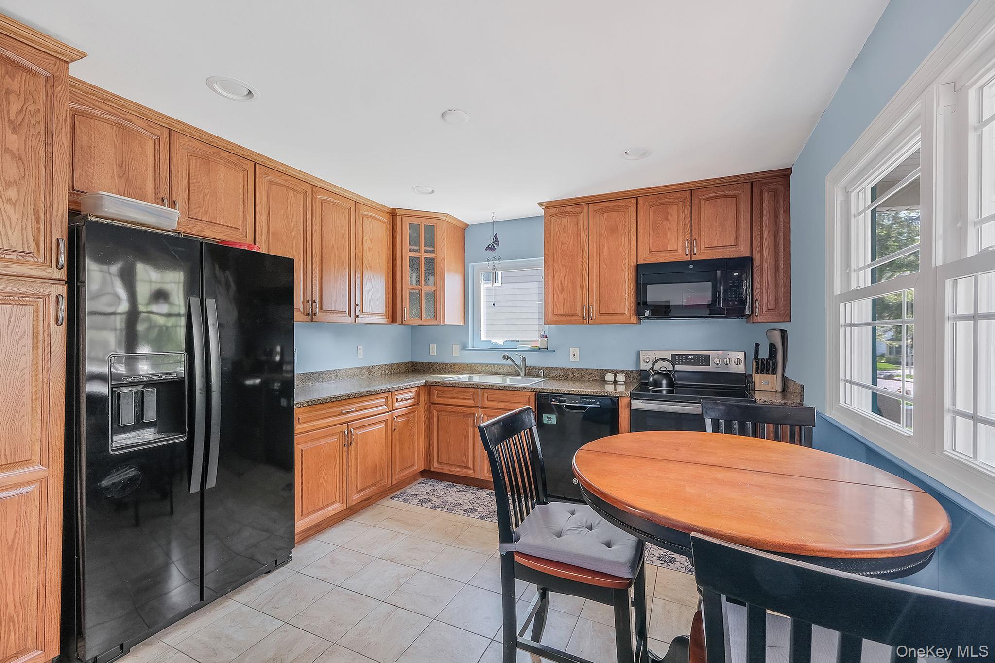10 Magellan Avenue Property Photo 7