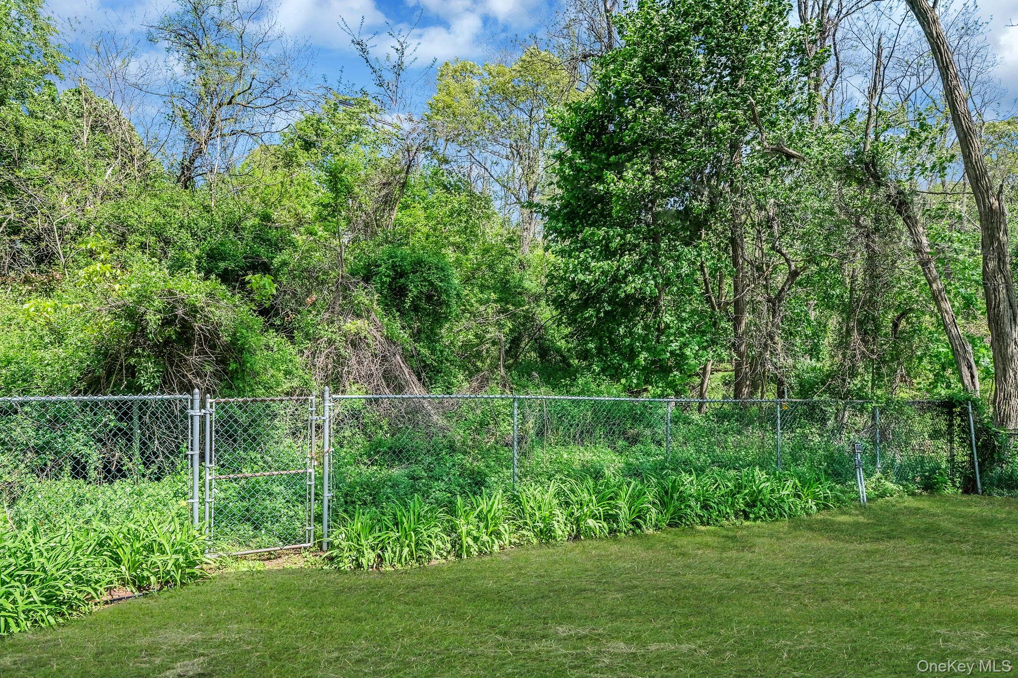 10 Magellan Avenue Property Photo 18