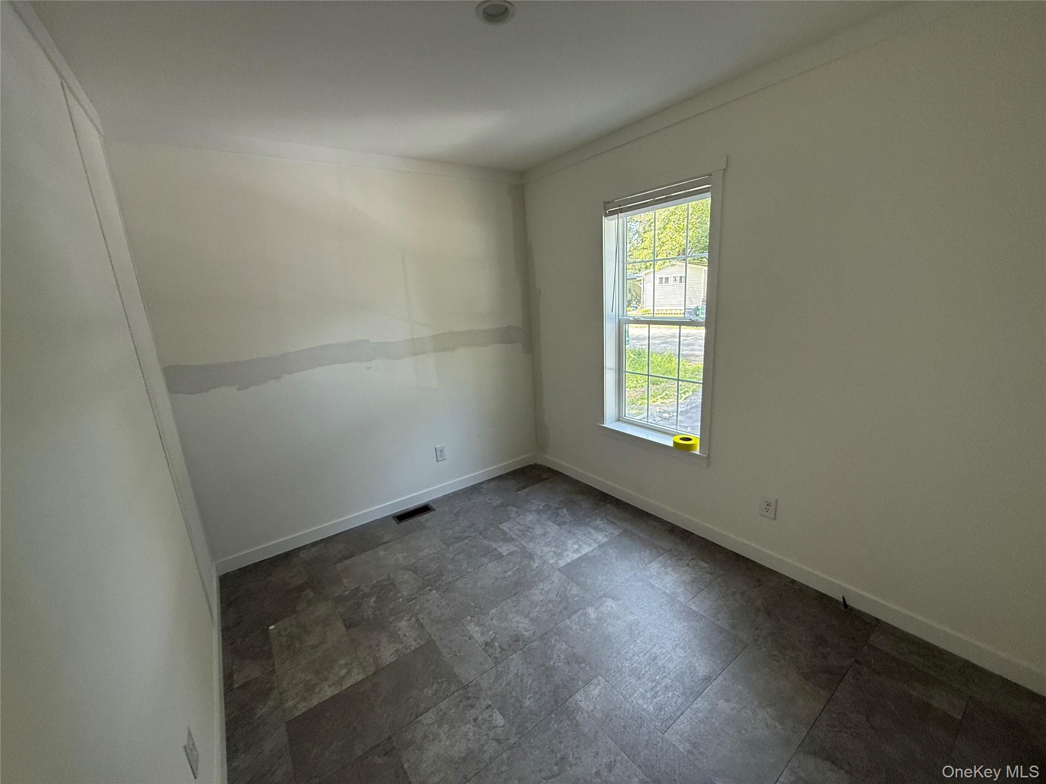 117 Forest Park (aka Hubert St) Property Photo 11