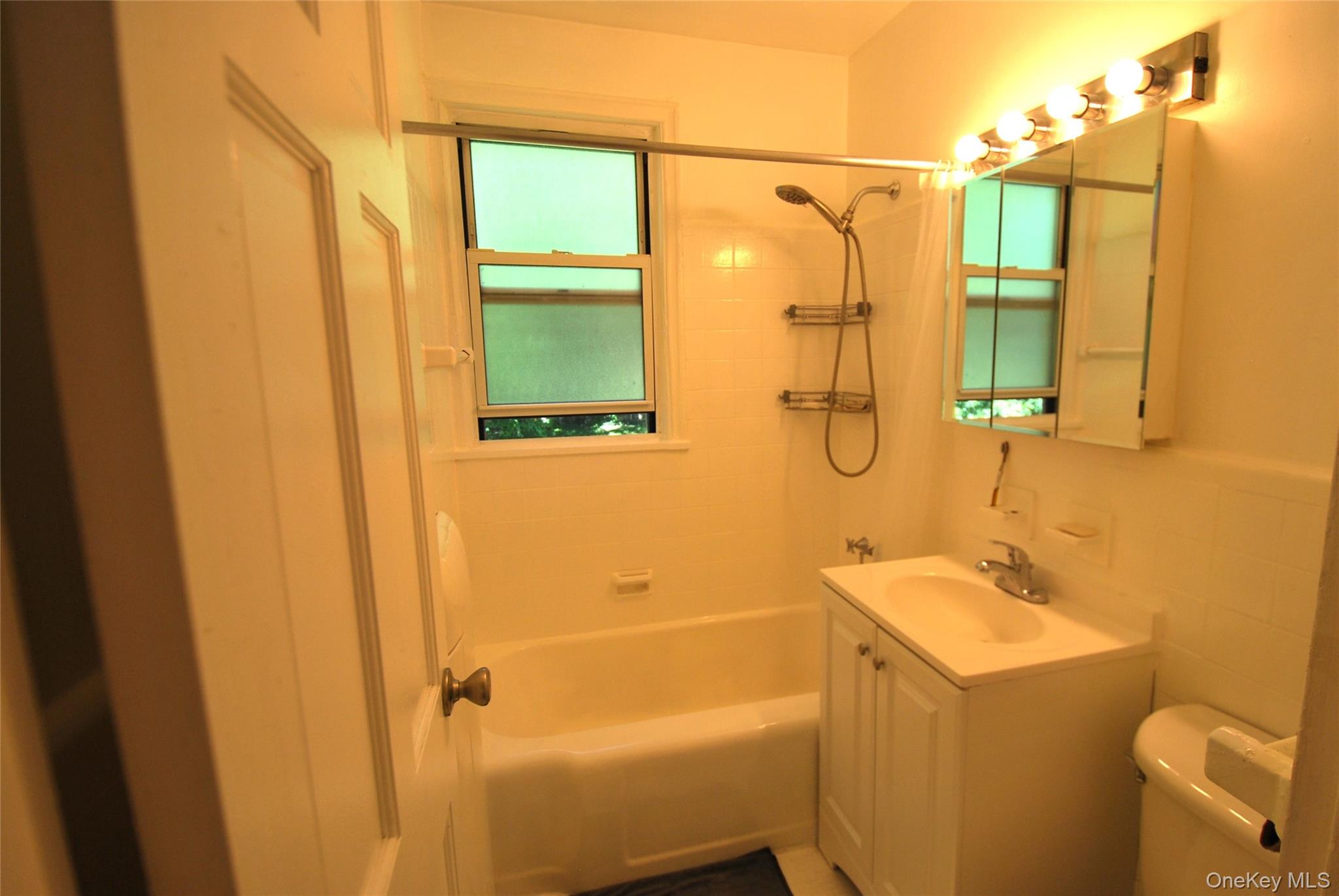 10 Stokes Road 2a Property Photo 10