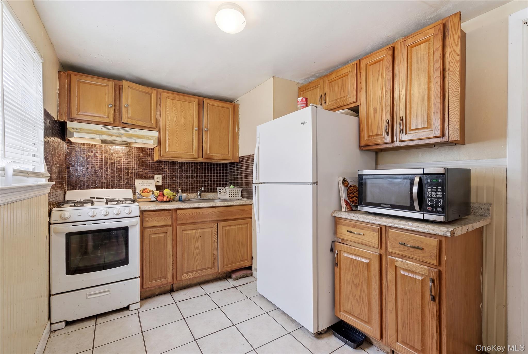 175 Candlewood Road Property Photo 18