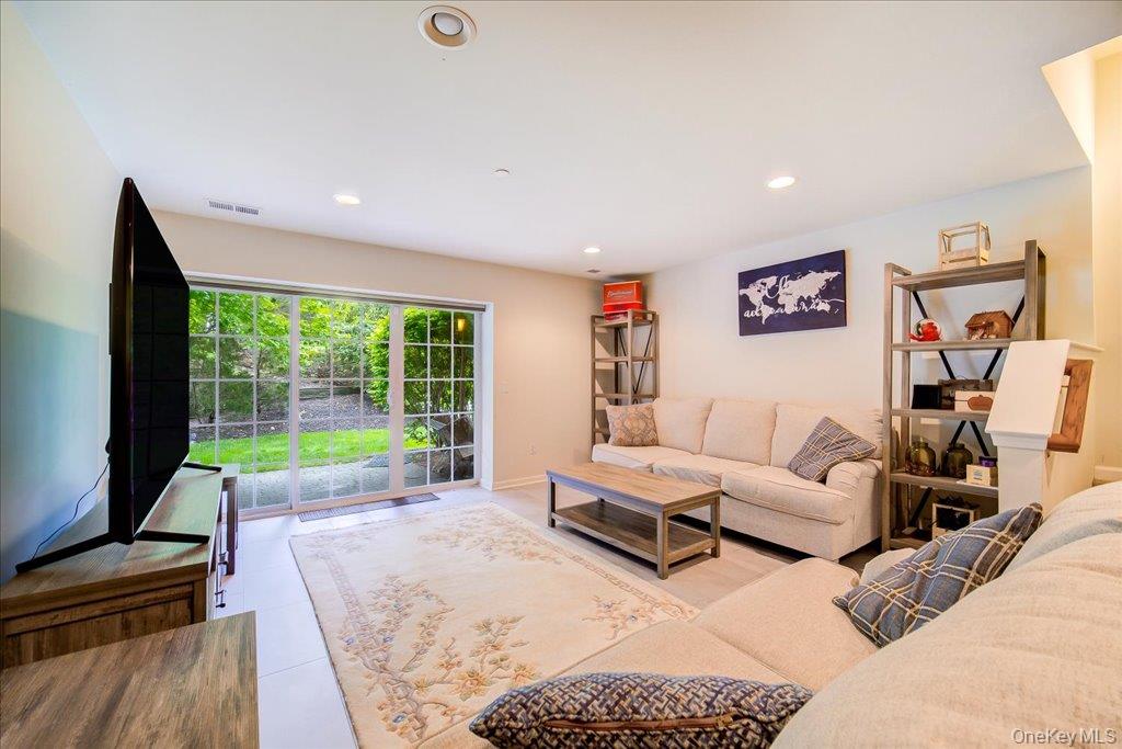 506 Southview Drive Property Photo 33